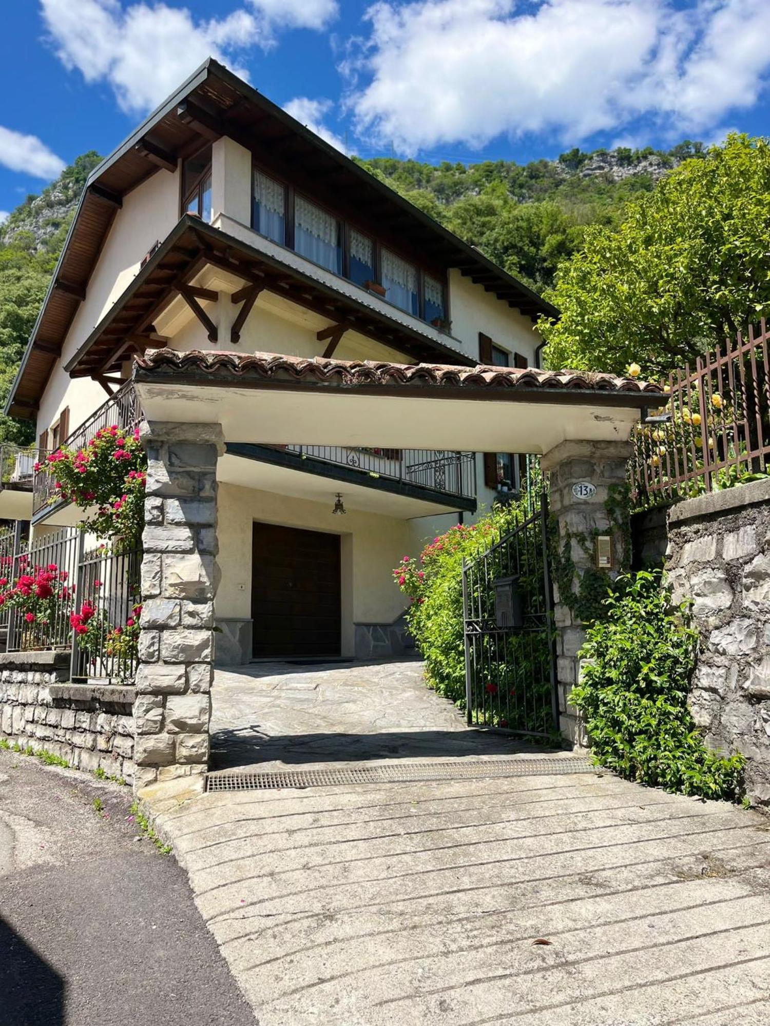 La Terrazza Sul Lago Ossuccio Luaran gambar