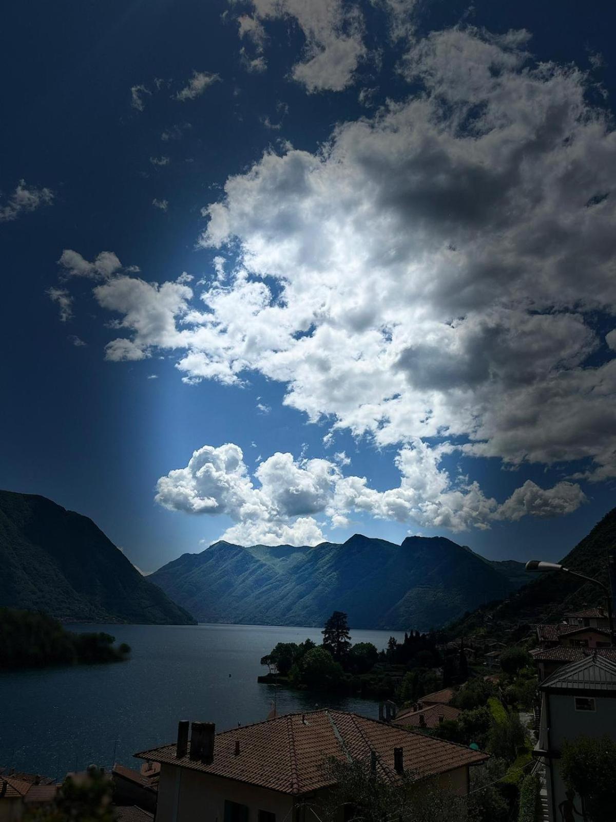 La Terrazza Sul Lago Ossuccio Luaran gambar